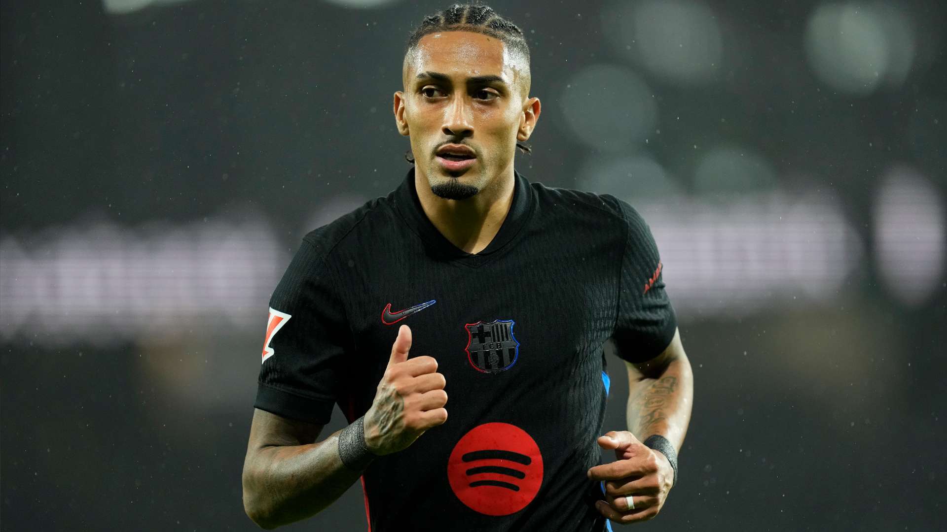 巴萨计划通过法蒂朗格莱转会洽谈开启与沙特球队新合作 